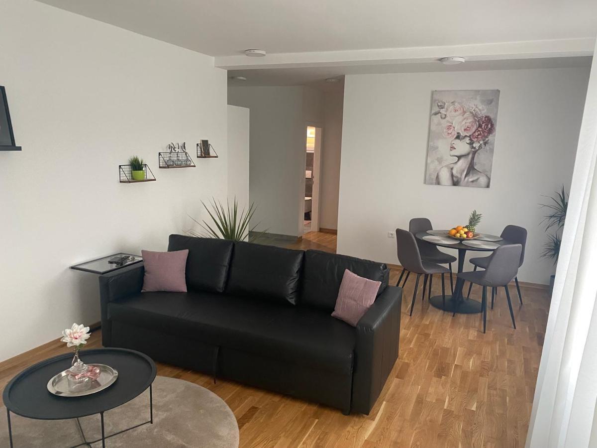 Penthouse West S Apartment Varaždin Екстериор снимка