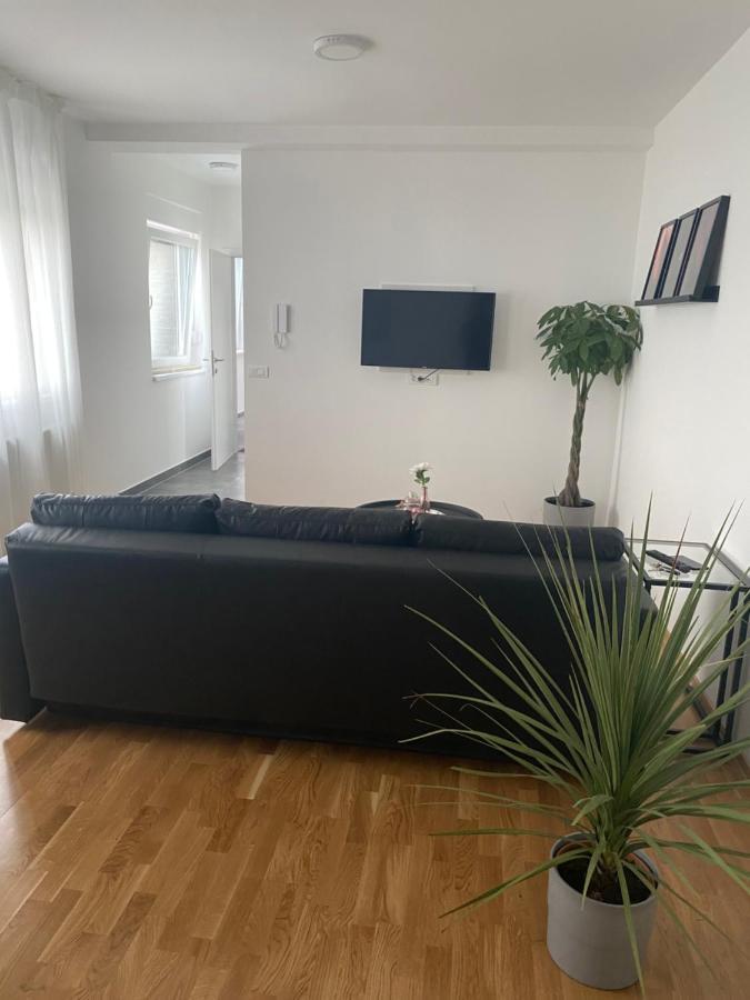 Penthouse West S Apartment Varaždin Екстериор снимка